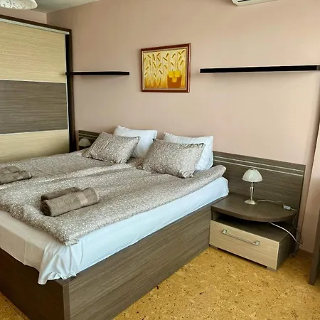 Apartament Kati Warna